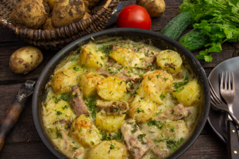 Papas nuevas con costillitas