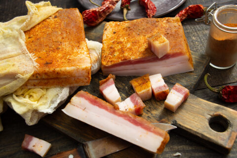 Salo al estilo húngaro