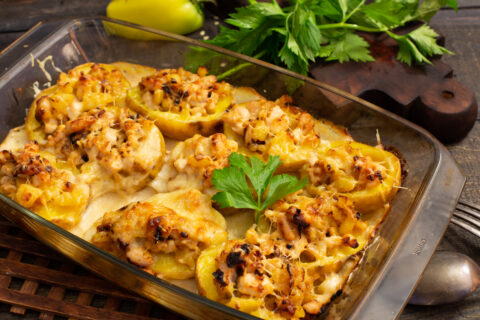 Papas horneadas rellenas de pollo